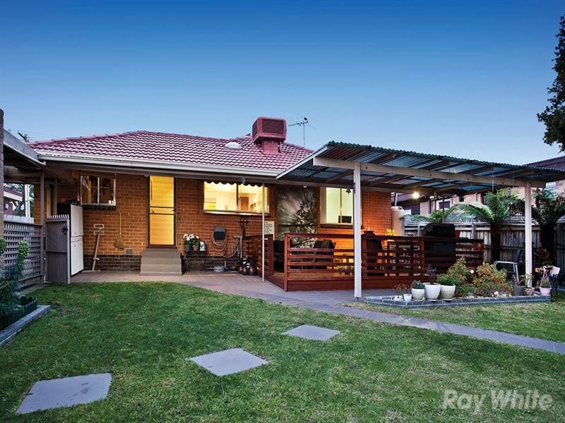 25 Huxley Avenue, Mulgrave VIC 3170