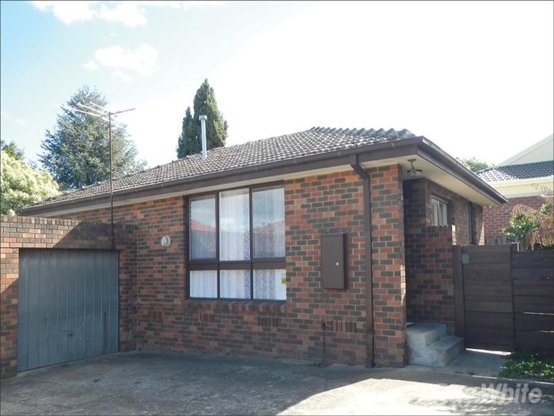 2/1 Goodwood Drive, Springvale VIC 3171
