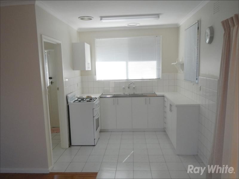 2/1 Goodwood Drive, Springvale VIC 3171