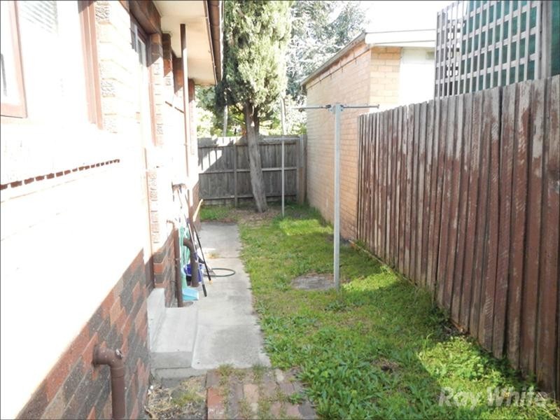 2/1 Goodwood Drive, Springvale VIC 3171