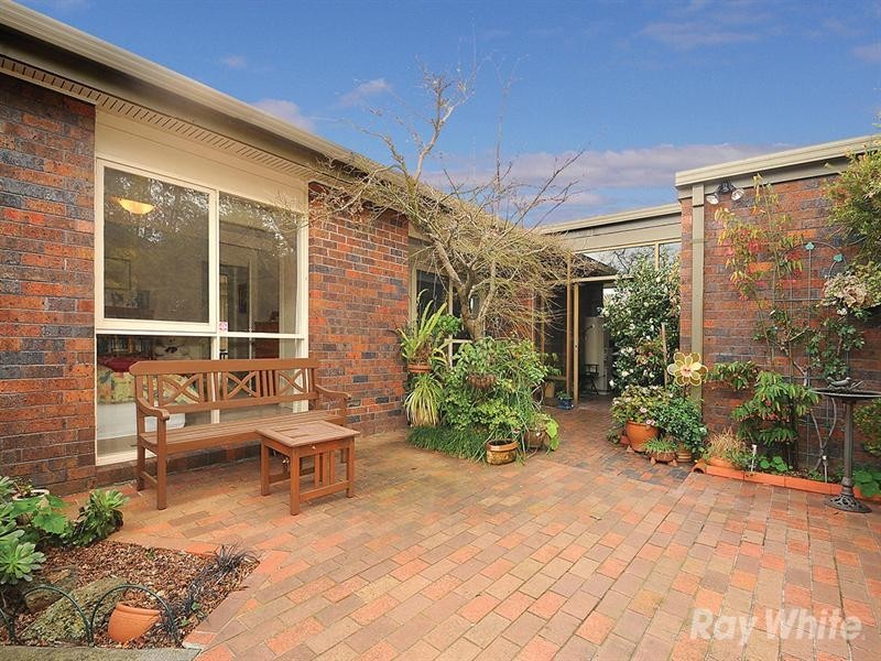 18 Stableford Avenue, Glen Waverley VIC 3150