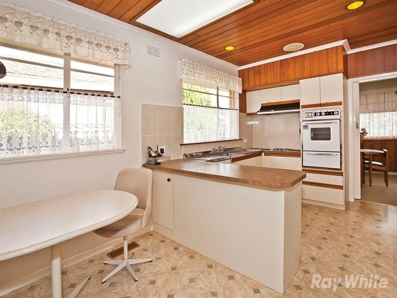 2 Blossom Court, Glen Waverley VIC 3150