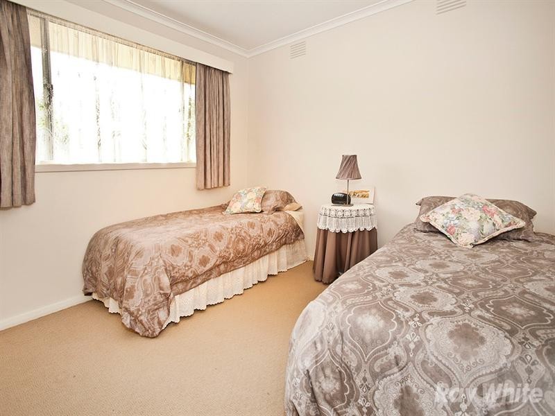 2 Blossom Court, Glen Waverley VIC 3150
