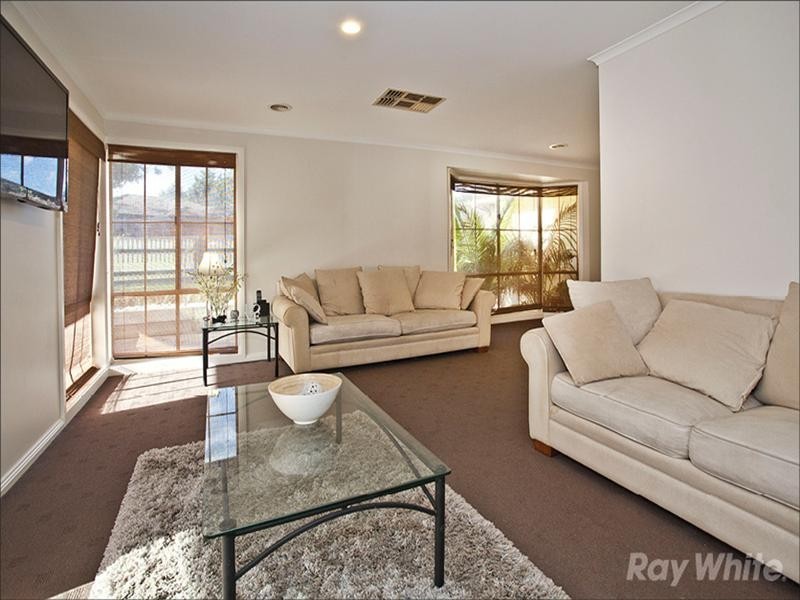 7 Tuskar Place, Carrum Downs VIC 3201