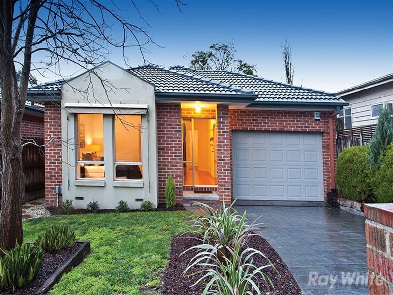 18A Coomleigh Avenue, Glen Waverley VIC 3150
