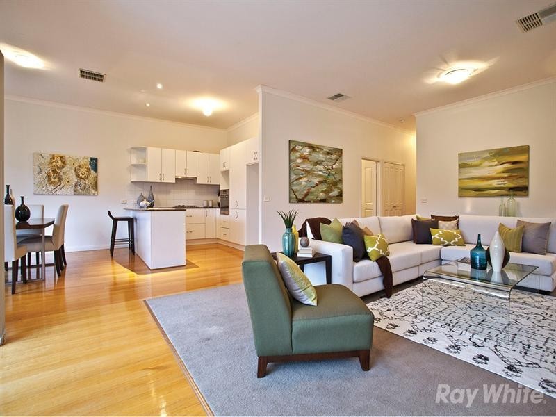 18A Coomleigh Avenue, Glen Waverley VIC 3150