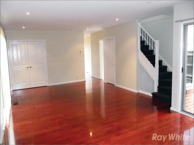 2/2 Ascot Court, Glen Waverley VIC 3150