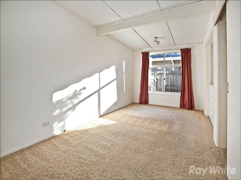 23 Johnson Drive, Glen Waverley VIC 3150