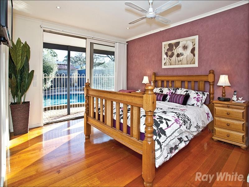 10 Eriden Close, Glen Waverley VIC 3150