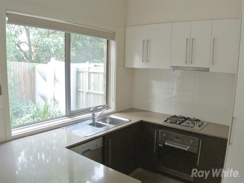 33 Panorama Drive, Forest Hill VIC 3131