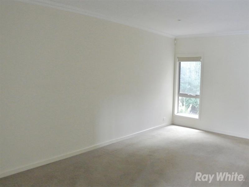 33 Panorama Drive, Forest Hill VIC 3131