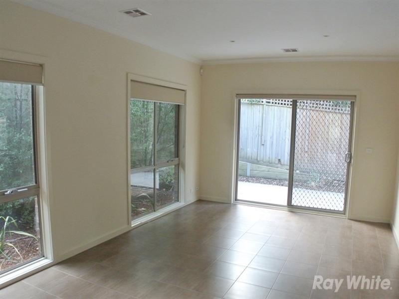 33 Panorama Drive, Forest Hill VIC 3131