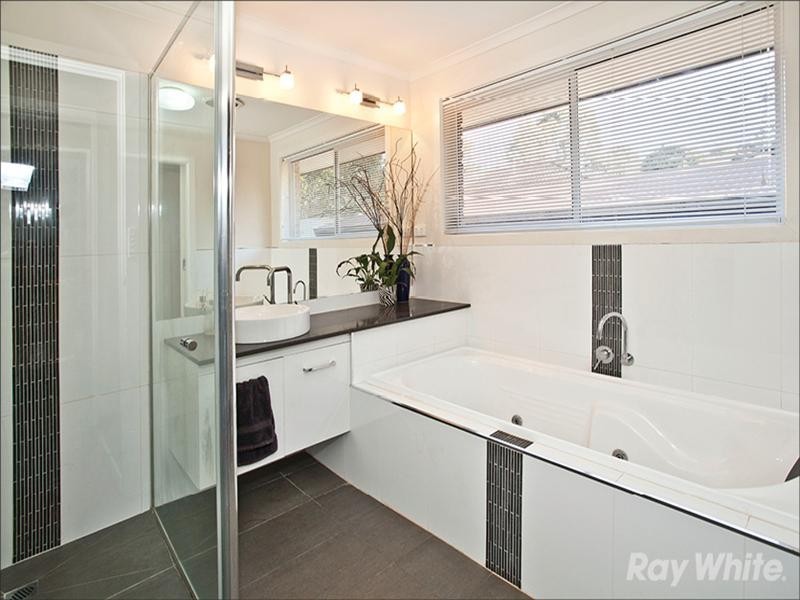 14 Maldon Court, Wheelers Hill VIC 3150