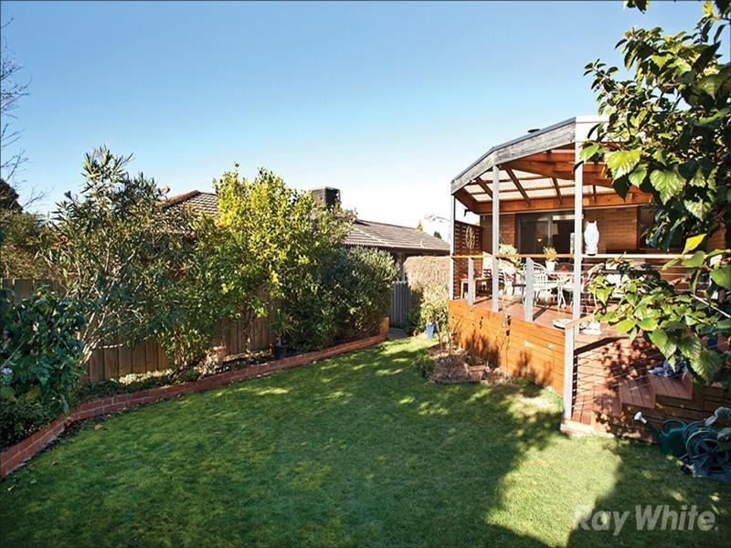 14 Maldon Court, Wheelers Hill VIC 3150