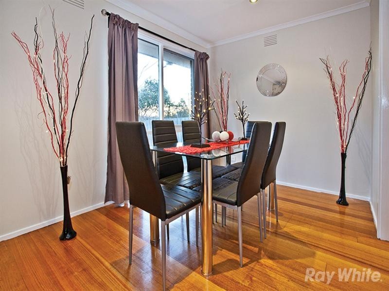 45 Whitehaven Crescent, Noble Park North VIC 3174