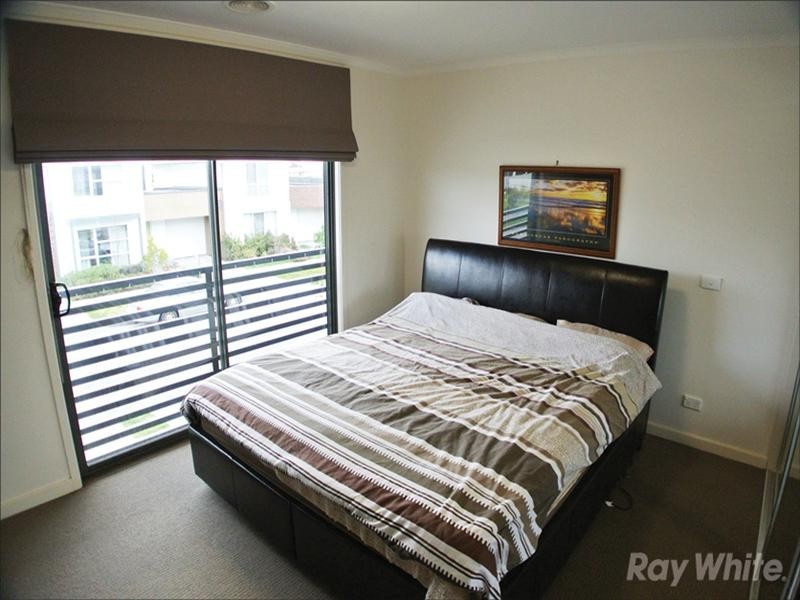 19 Edgbaston Way, Mulgrave VIC 3170
