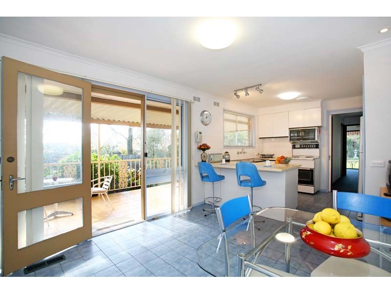 4 Thomas Court, Glen Waverley VIC 3150