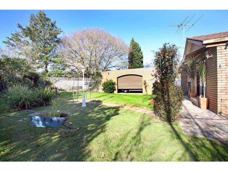 4 Thomas Court, Glen Waverley VIC 3150