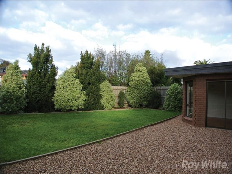 18 Tiffany Avenue, Cheltenham VIC 3192