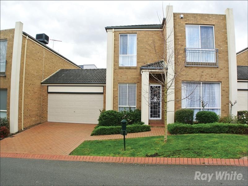 31 Larkspur Circuit, Glen Waverley VIC 3150