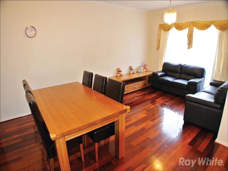 31 Larkspur Circuit, Glen Waverley VIC 3150