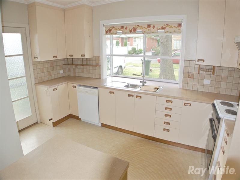 15 Tobias Avenue, Glen Waverley VIC 3150