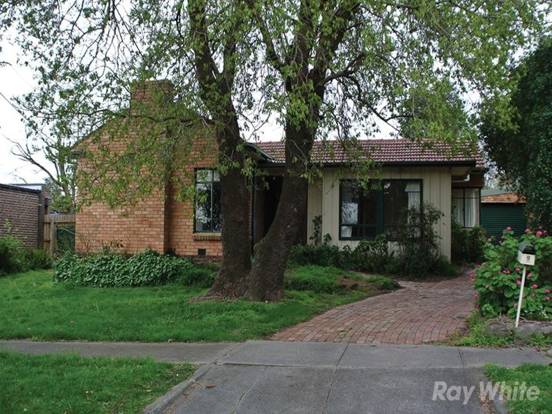 9 Matthew Street, Glen Waverley VIC 3150