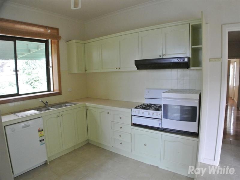 9 Matthew Street, Glen Waverley VIC 3150