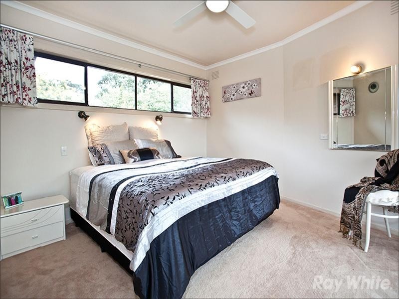 6 Strickland Drive, Wheelers Hill VIC 3150