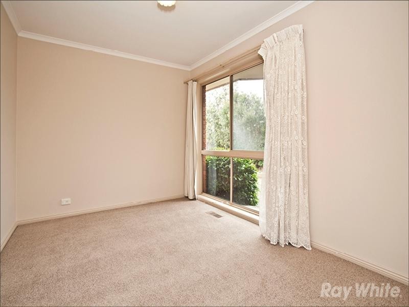 2/57 Watsons Road, Glen Waverley VIC 3150