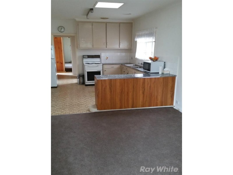 20 Fairhills Parade, Glen Waverley VIC 3150