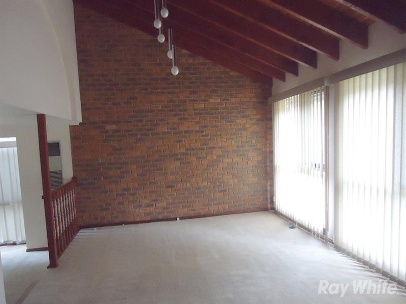 12 Glencroft Terrace, Wheelers Hill VIC 3150