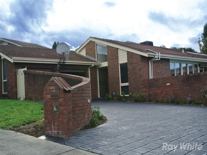 75 Holmbury Boulevard, Mulgrave VIC 3170