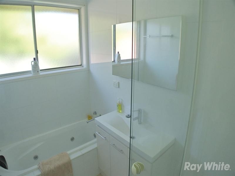 18 Valewood Drive, Mulgrave VIC 3170