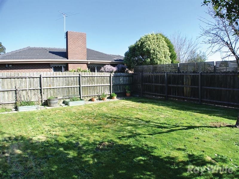 18 Valewood Drive, Mulgrave VIC 3170