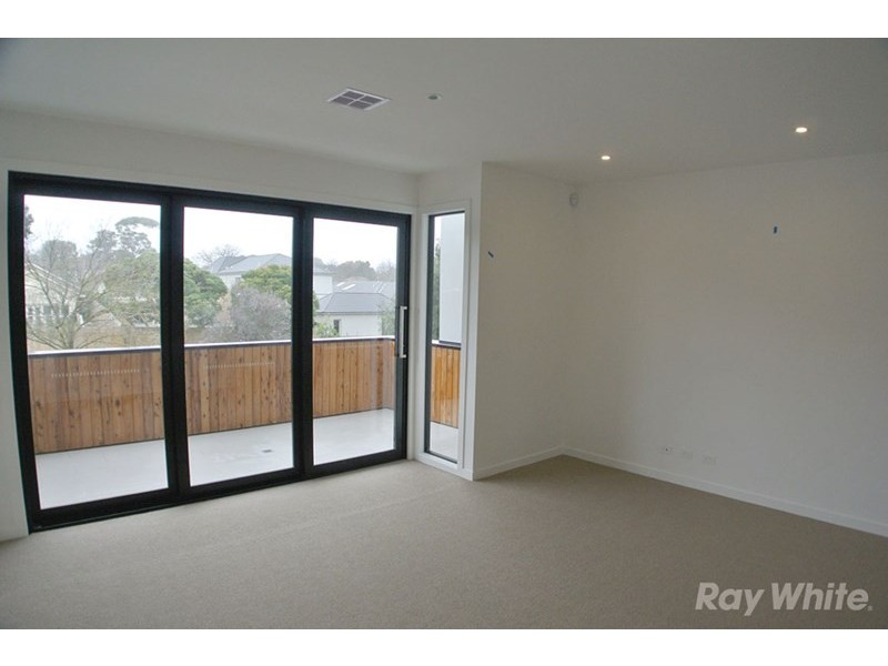 31 Ellsworth Crescent, Camberwell VIC 3124