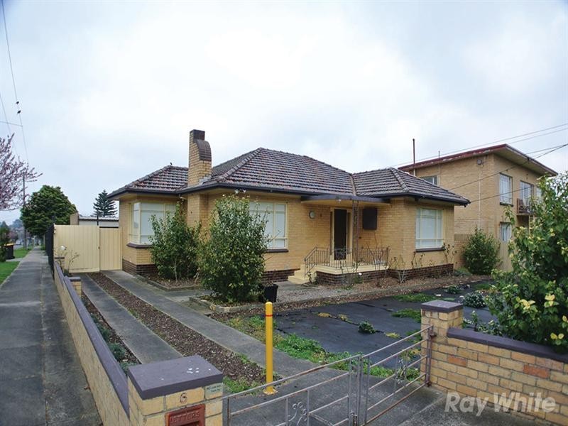6 Currajong Street, Oakleigh East VIC 3166