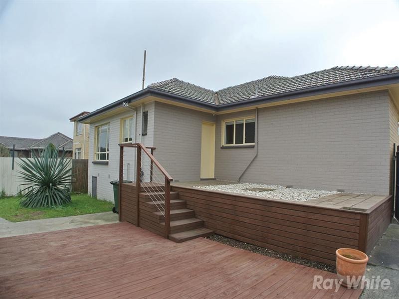 6 Currajong Street, Oakleigh East VIC 3166