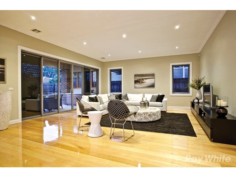 43 Mount Street, Glen Waverley VIC 3150