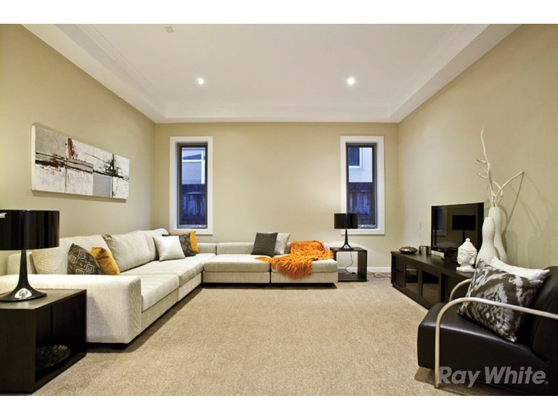 43 Mount Street, Glen Waverley VIC 3150