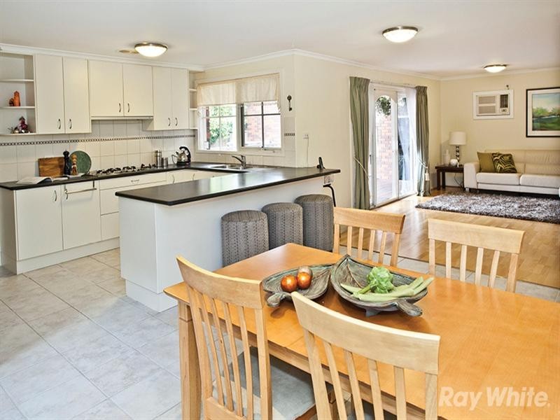 1 Armour Close, Glen Waverley VIC 3150