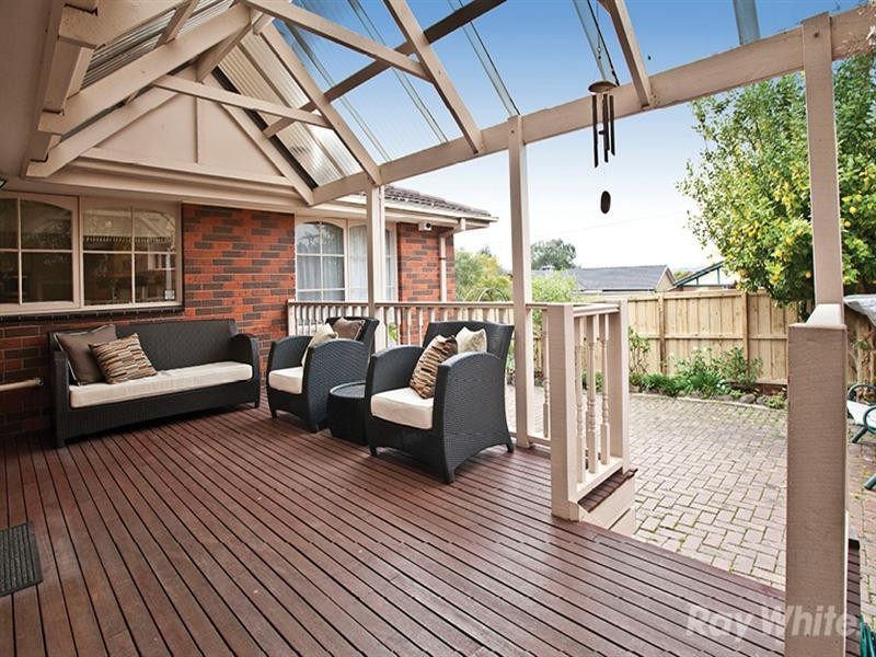 1 Armour Close, Glen Waverley VIC 3150