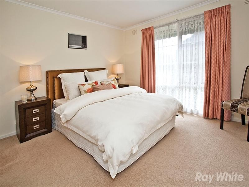 1 Armour Close, Glen Waverley VIC 3150
