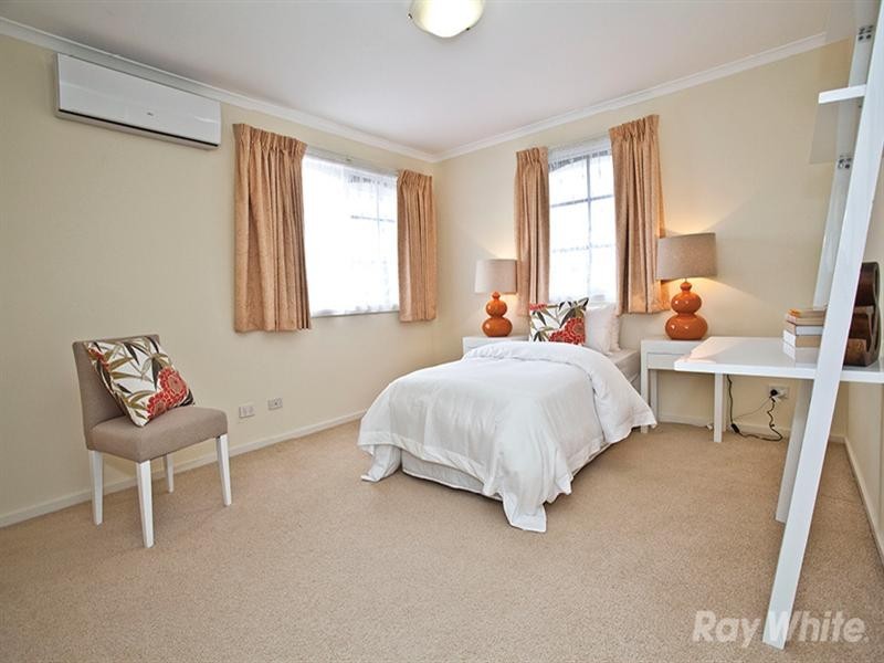 1 Armour Close, Glen Waverley VIC 3150