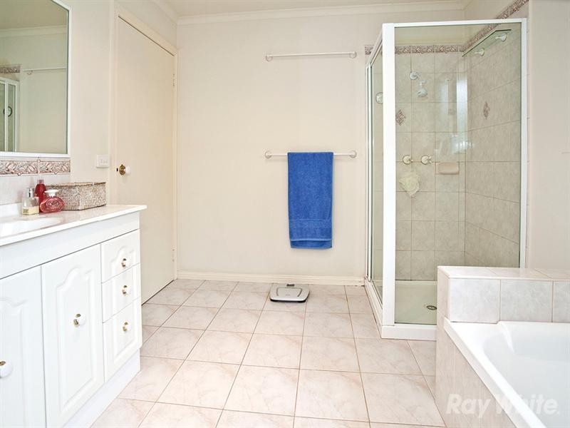 2/4 Dendy Court, Mulgrave VIC 3170