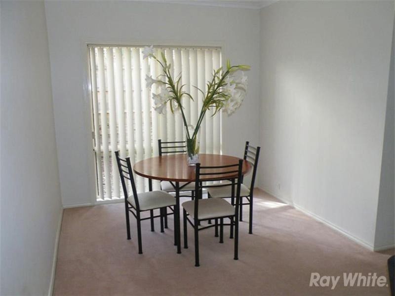 4 Solstice Walk, Glen Waverley VIC 3150