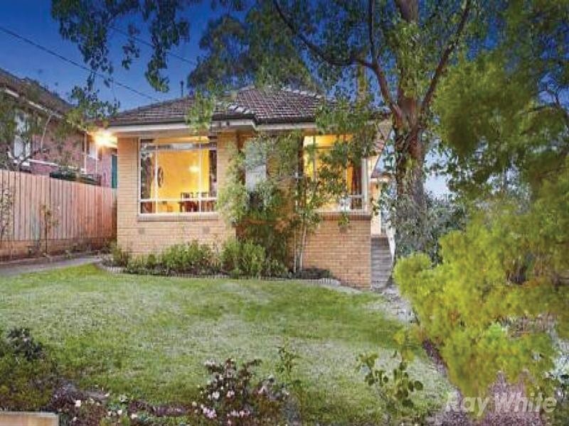 6 Grandview Road, Chadstone VIC 3148