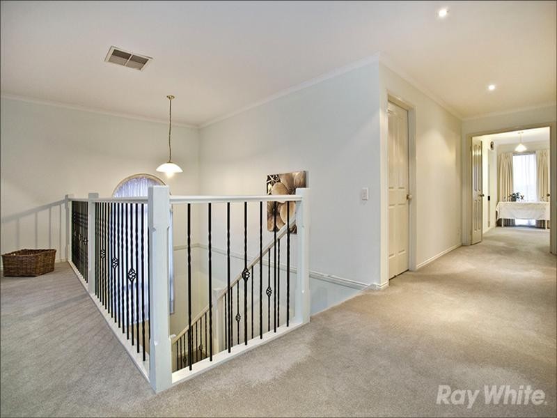 4 May Court, Glen Waverley VIC 3150