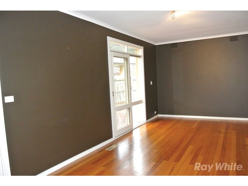 23 Garwain Parade, Glen Waverley VIC 3150