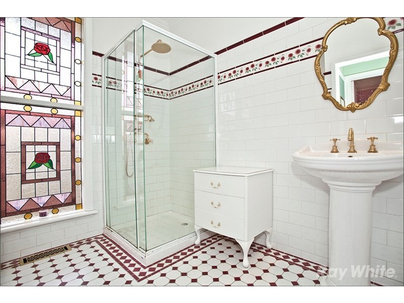 5 Kurrajong Avenue, Glen Waverley VIC 3150